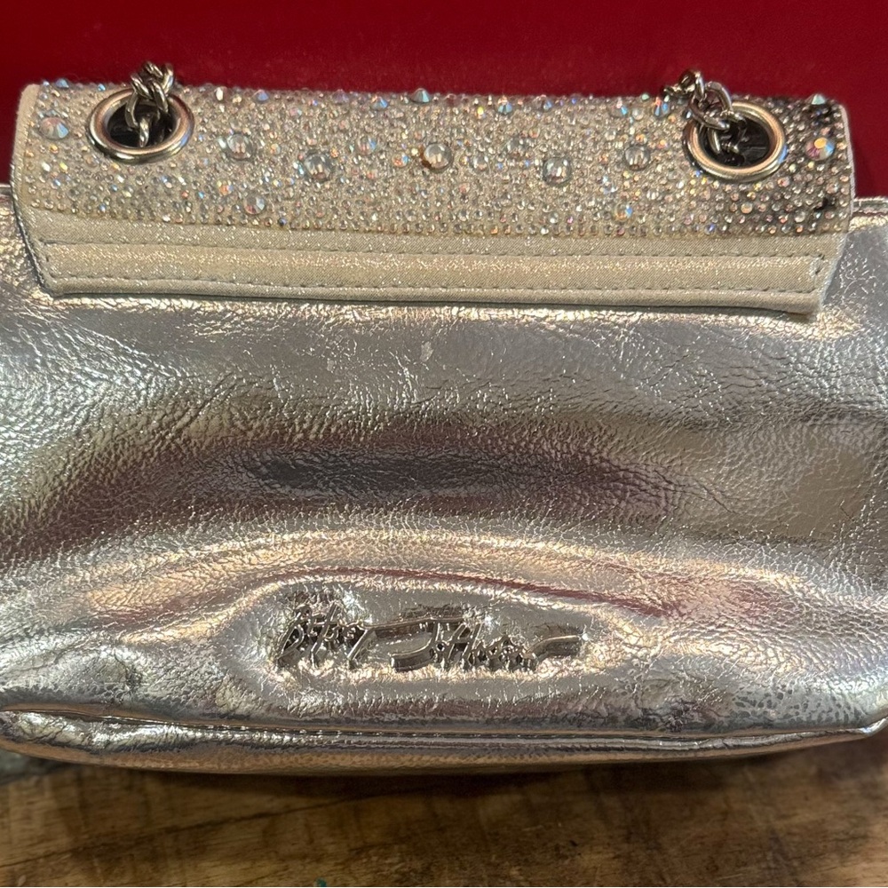 Silver Heart-Embellished Women's Bag - Picture 2 of 12